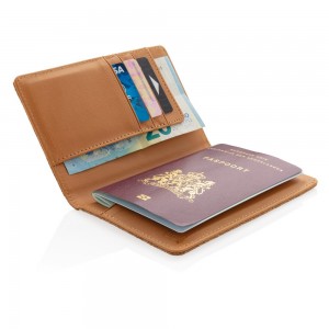 Korkowe etui na karty kredytowe i paszport RFID